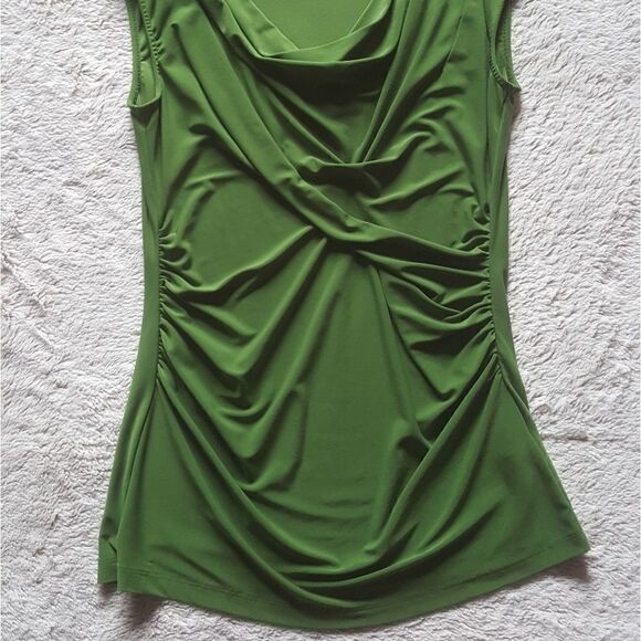 Vince Camuto Top Green Swoop Neck Stretchy Womens Size Medium - Picture 5 of 5